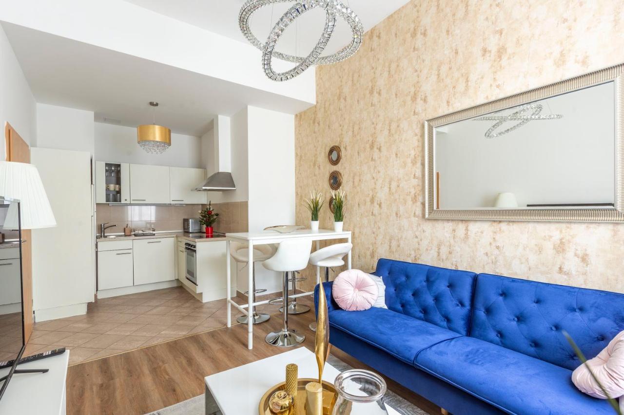 Explore Budapest From A Luxurious Cozy Apartment المظهر الخارجي الصورة