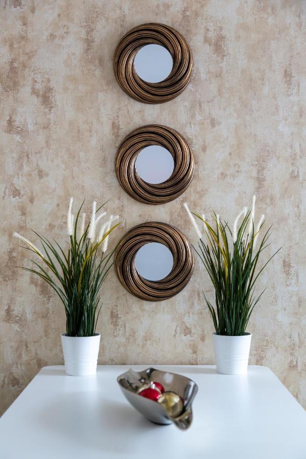 Explore Budapest From A Luxurious Cozy Apartment المظهر الخارجي الصورة